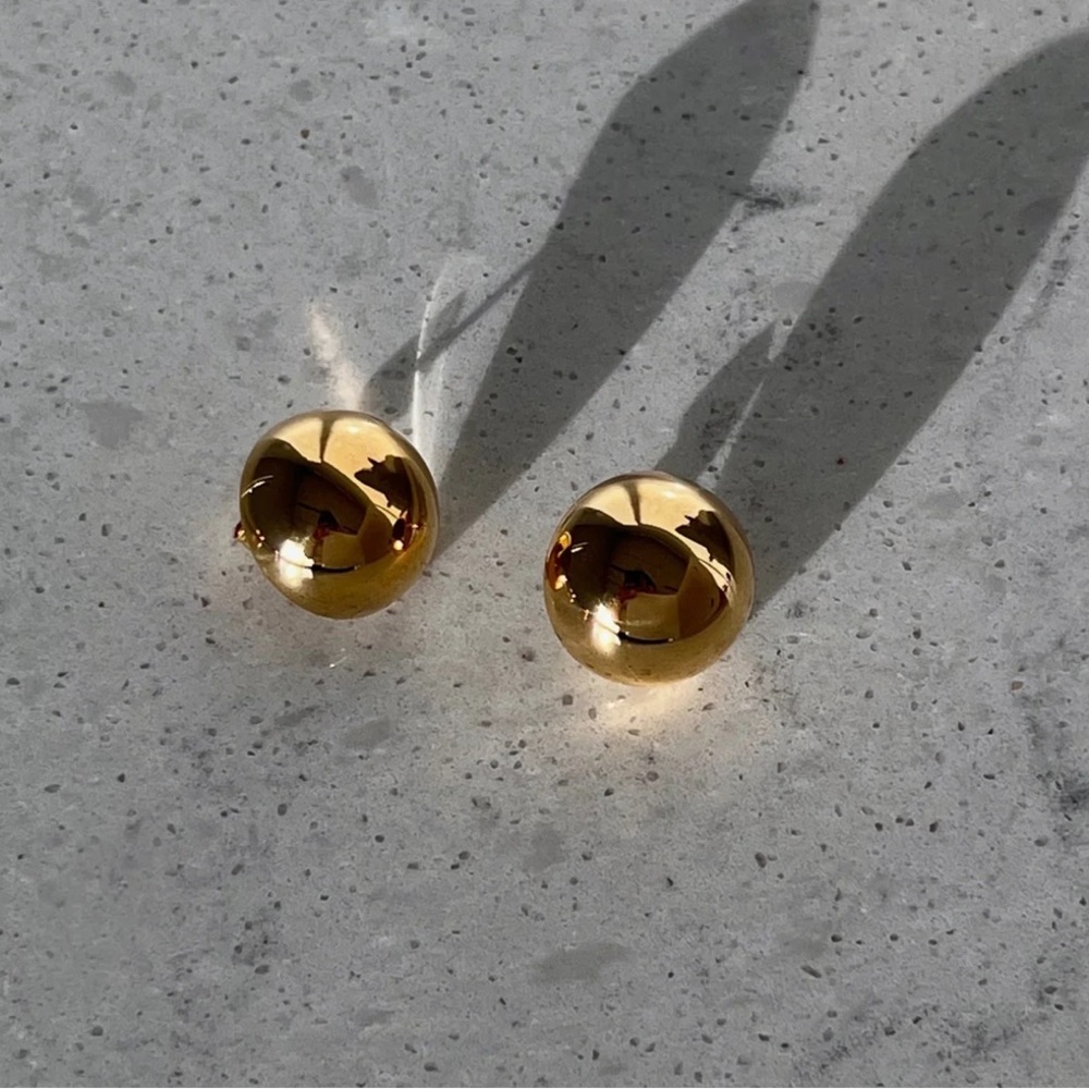 Second Wind The Linda Stud Earrings - Gold